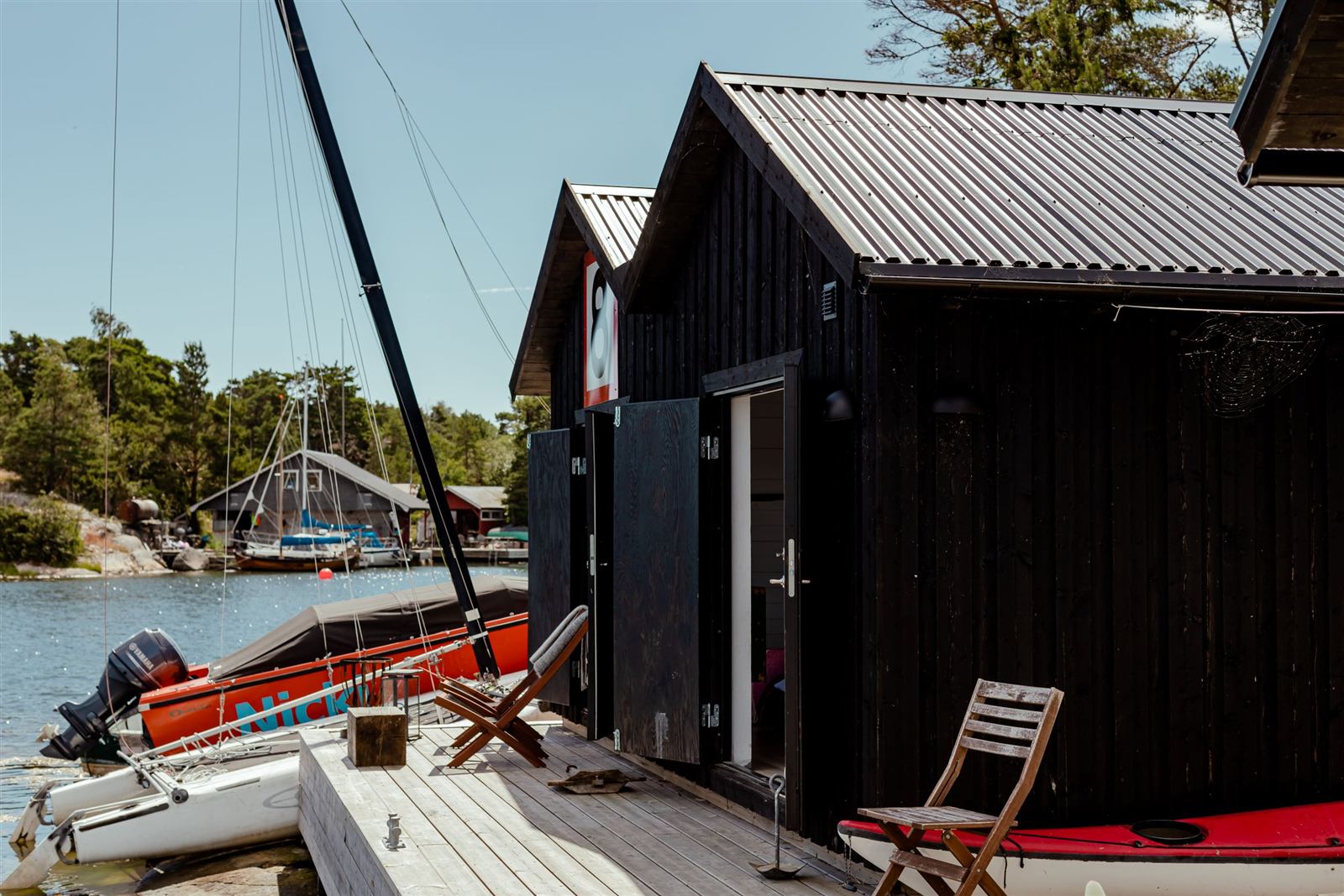 Sjöbod exteriör